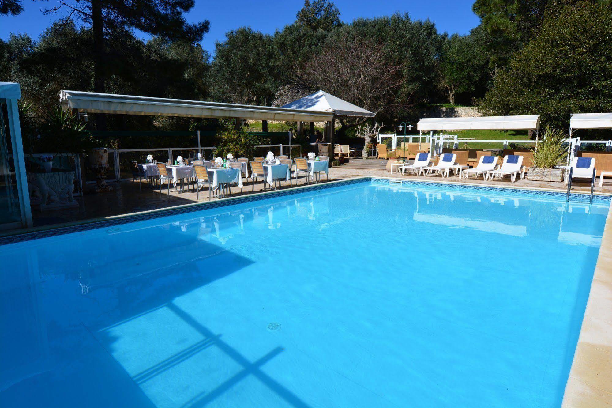 Residence Hoteliere A Trama Бонифачо Экстерьер фото